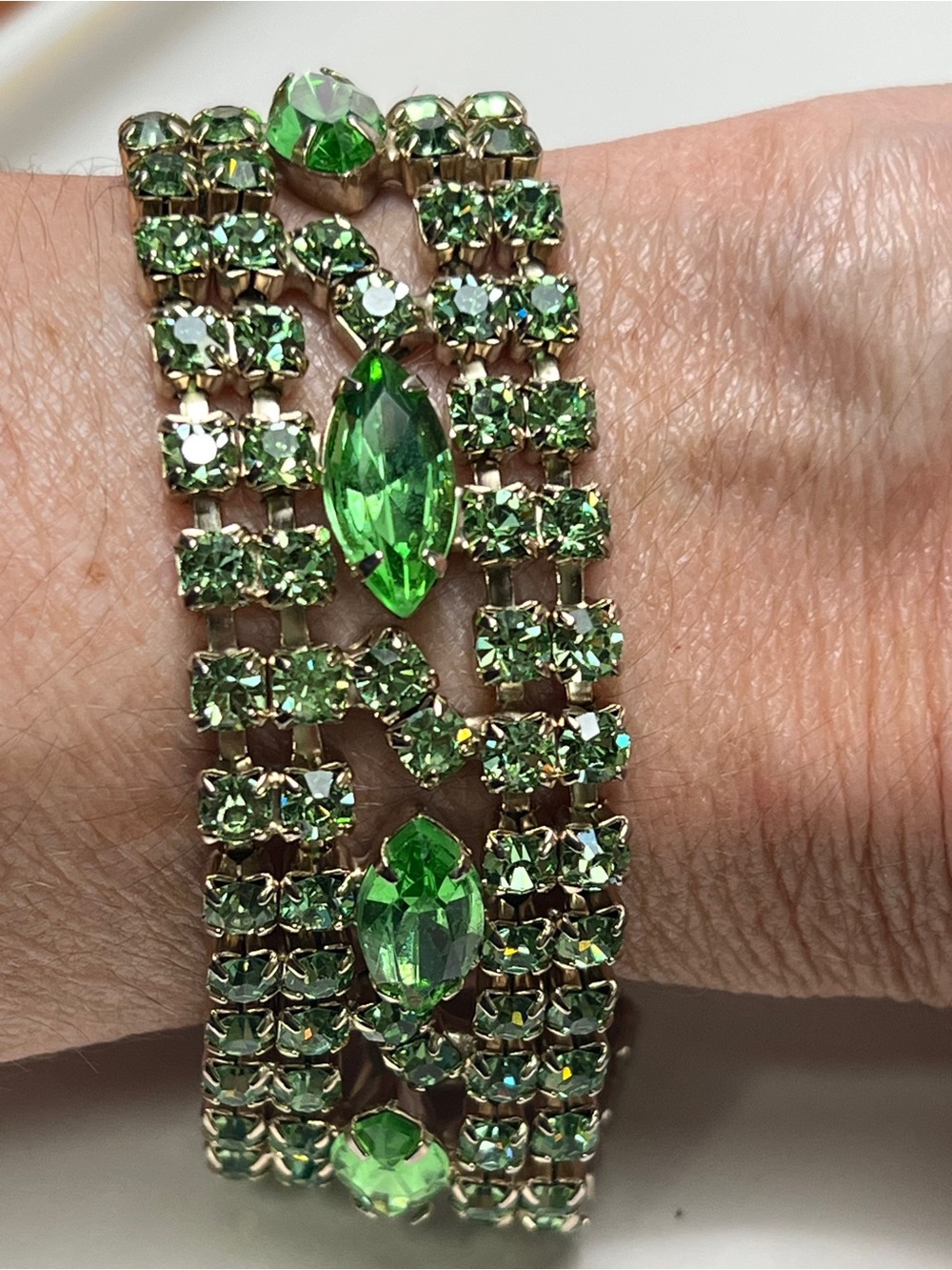 Vintage Green Crystal Multi-Row Bracelet - Picture 3 of 9